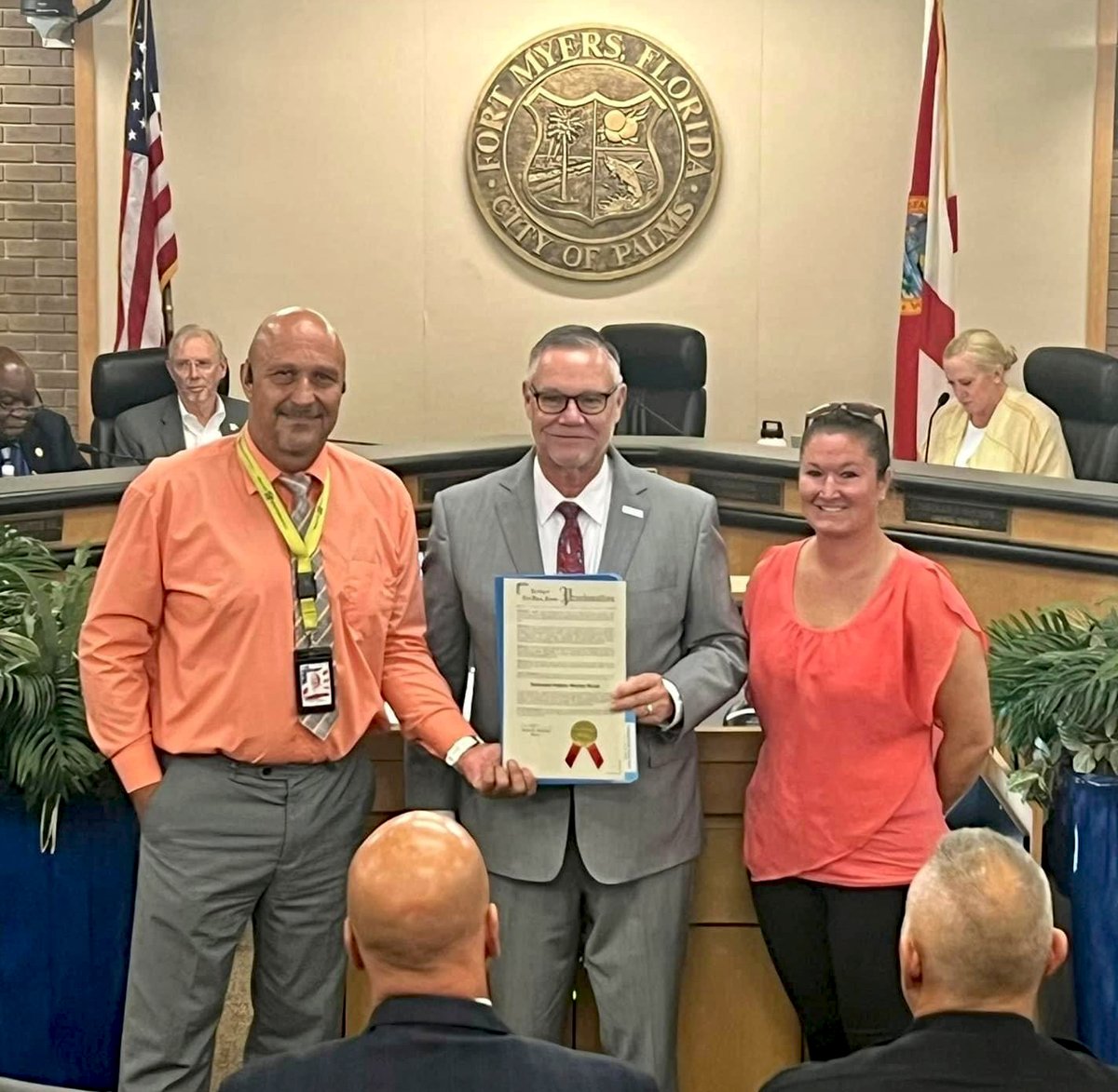JohnsonEng's tweet photo. Our transportation engineer and chairman of the SWFL American Public Works Association, Leah Holmes, PE, had the honor of receiving a proclamation from the City of Fort Myers Mayor designating the week of May 19-25, 2024 as American Public Works week! https://t.co/1thBTP4Htw