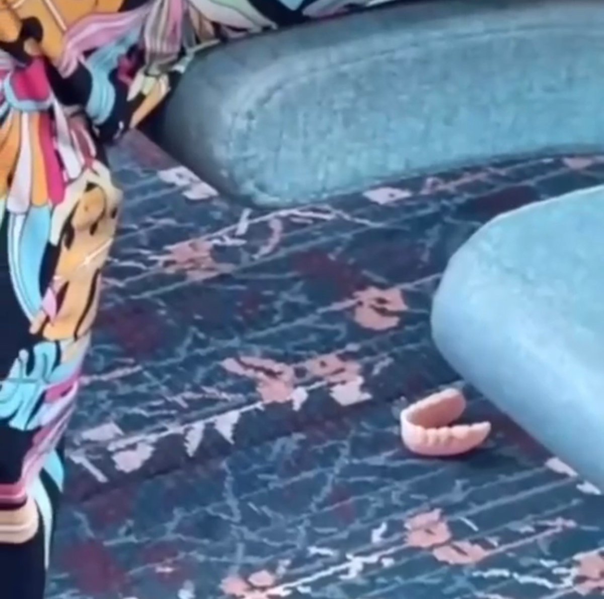 The tooth fairy can't help you here... but the airport lost and found can!

If you've recently misplaced an item, click this link and chews the airport you'd like to contact: tsa.gov/contact/lost-a…