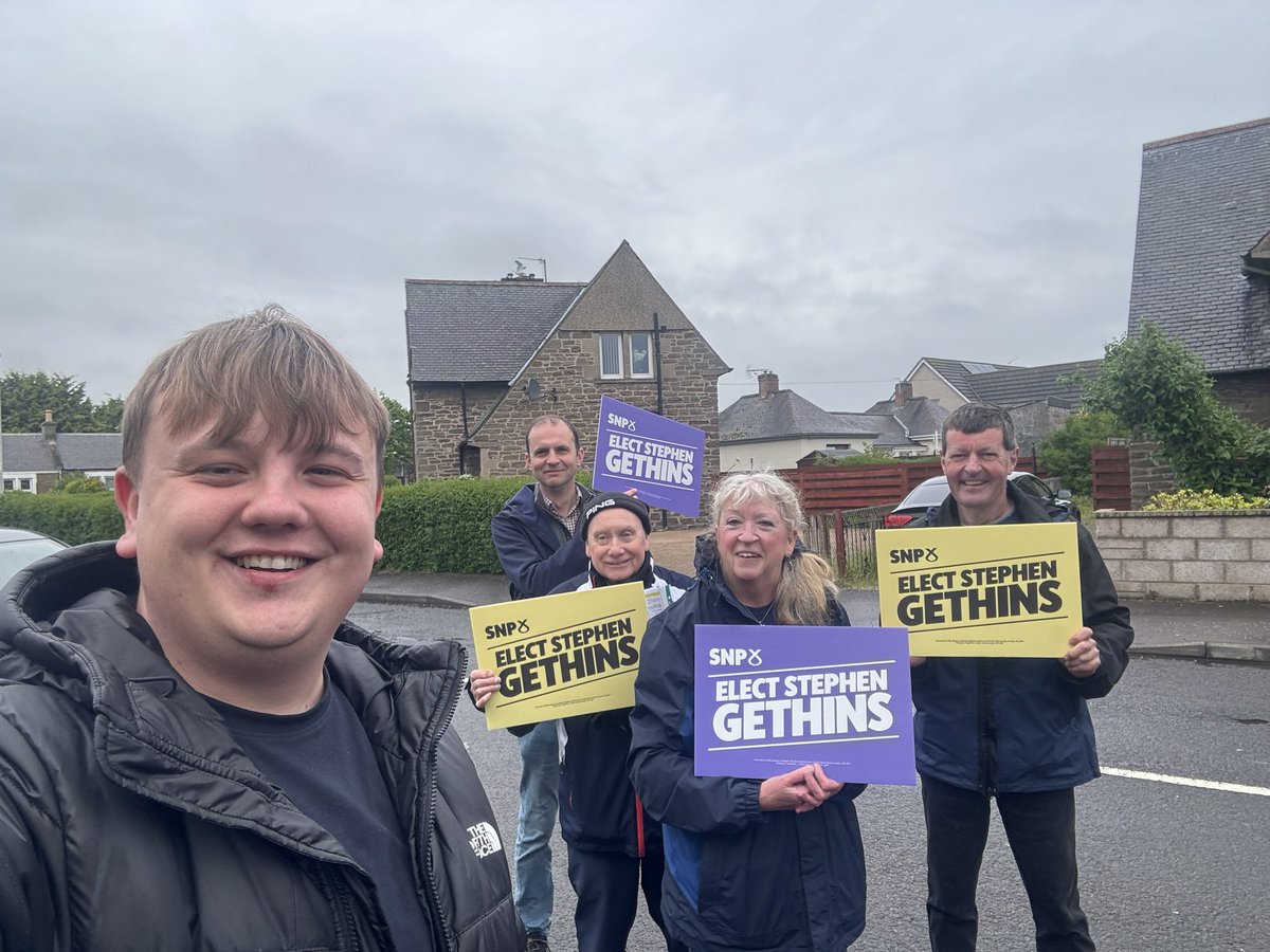Out tonight in Carnoustie. Campaigning for @StephenGethins. 

Only @theSNP will stand up for Scotland. 

#ForScotland #ActiveSNP