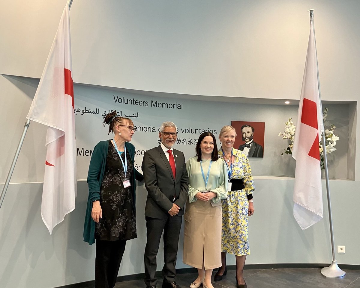 Finland is a proud supporter of the @IFRC and the Finnish Red Cross @PunainenRisti, and a defender of humanitarian principles, as expressed today by Minister @sannigrahn at a very insightful meeting with SG @jagan_chapagain.