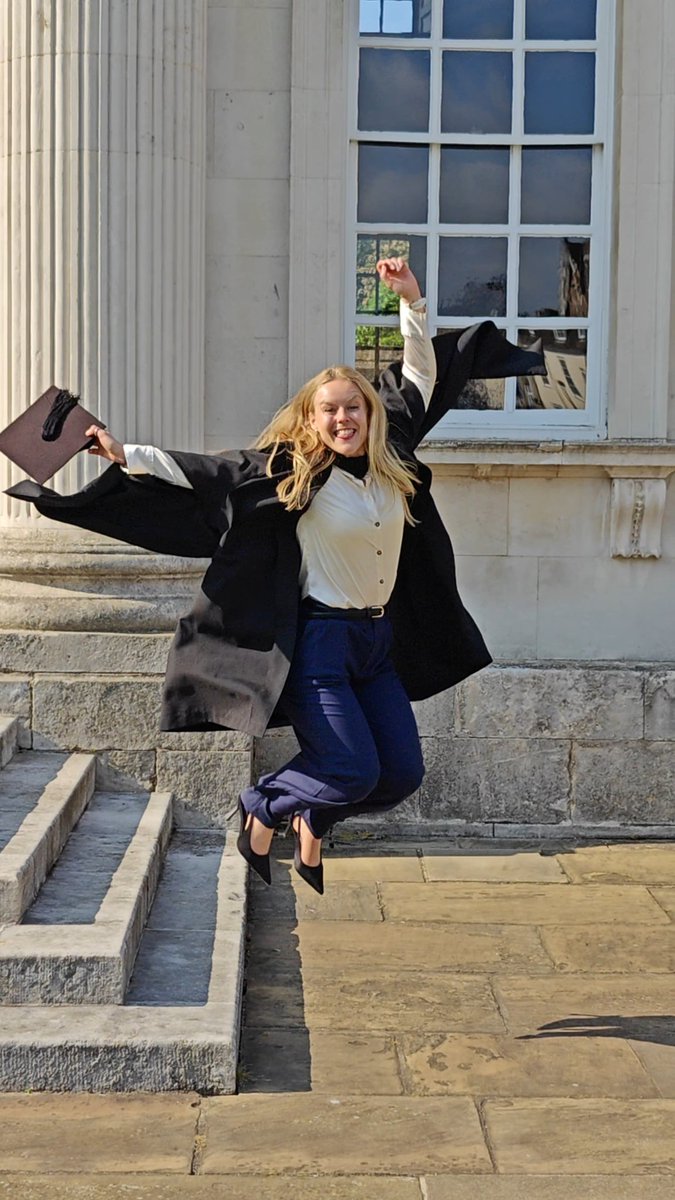 Dr Sarah Louise Barron tweet media