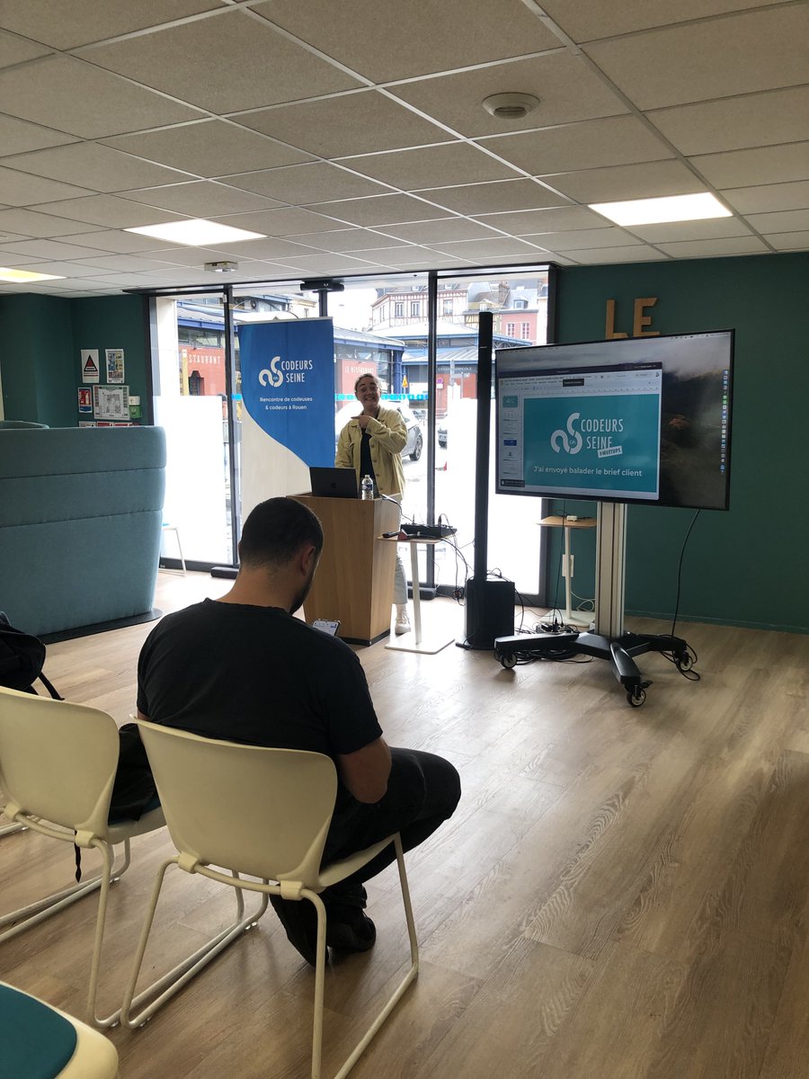 🚨 On retrouve <a href="/EstelleHenrion/">Estelle Henrion</a> qui envoi balader le brief client chez <a href="/Zone01Rouen/">Zone01 Rouen Normandie</a>