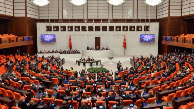 CHP'nin ‘Meslek Eğitim Merkezleri'nde yaşanan iş cinayetleri araştırılsın’ önerisi AKP ve MHP milletvekillerinin oylarıyla reddedildi.