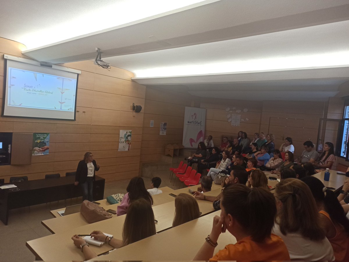 Asambleas de padres en ESO. Familia y colegio de la mano. Preparando el final de curso. Uniendo esfuerzos y compartiendo inquietudes ante los nuevos retos educativos #SomosMaristas #MaristasEstásEnCasa