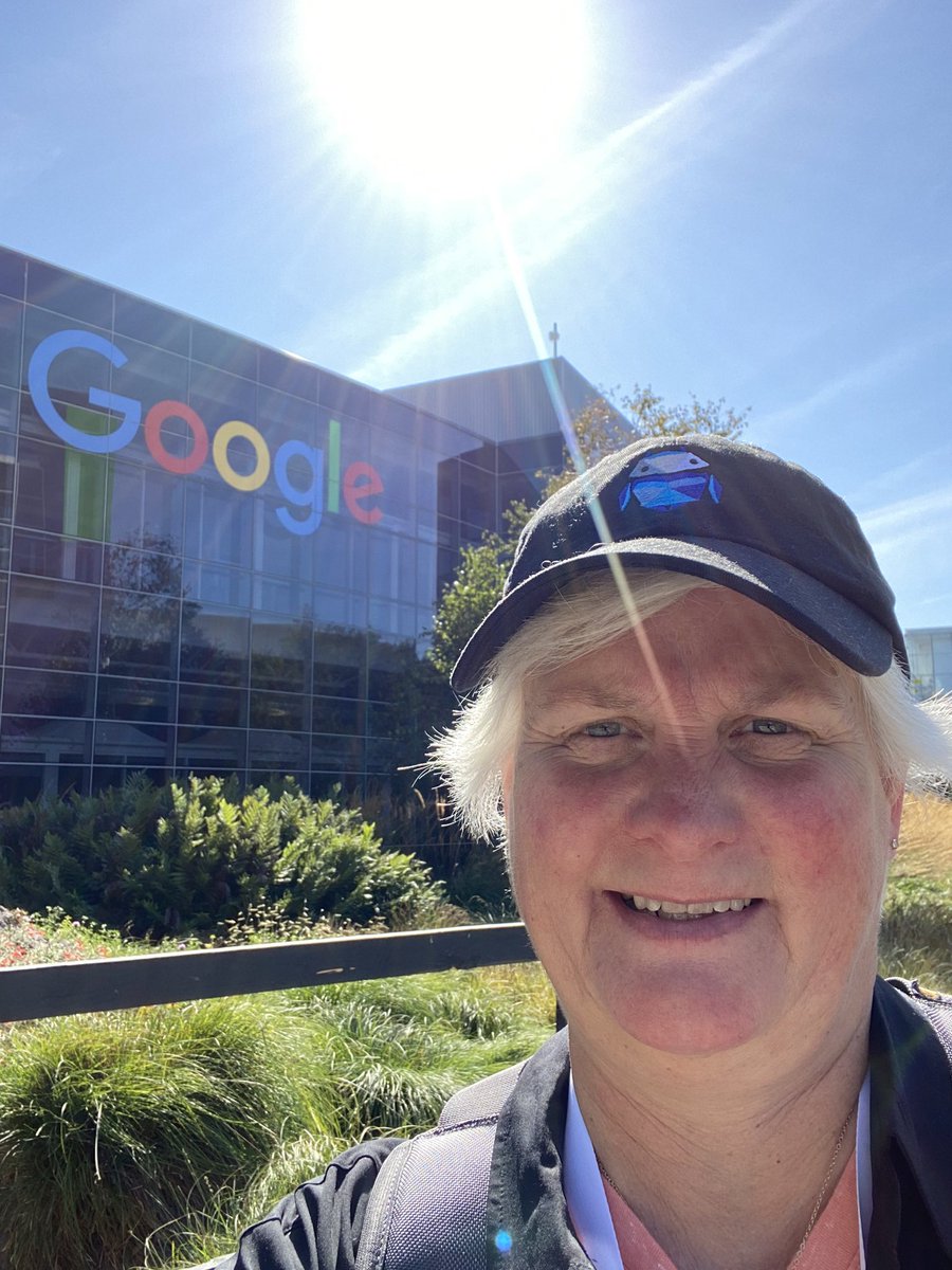 It’s #TechTshirtTuesday  
and I’m remembering @GoogleForEdu #GoogleChampions Sunnyvale BEST Symposium EVER!
#EduGuardians @MsMagiera