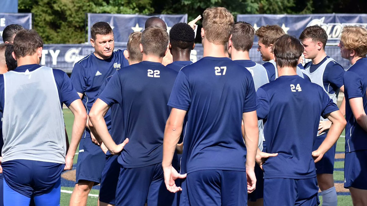 As athletes show the bravery to share their stories, we need to continue moving forward to a place where we have the resources available to assist them in the challenges they face. – <a href="/GWMensSoccer/">GW Men's Soccer</a> Head Coach <a href="/jonesydc/">Craig Jones 🏴󠁧󠁢󠁷󠁬󠁳󠁿🇺🇸</a>
Make a gift to support mental health: go.gwu.edu/RevUpMentalHea…
