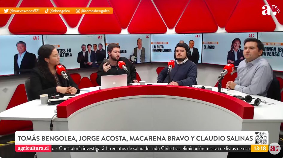 🔴AL AIRE       

Partimos este #Martes junto a nuestro panel de actualidad: <a href="/CSalinas_M/">Claudio Salinas</a> y <a href="/MacarenaBravo_/">Maca Bravo</a>, conversando de toda la actualidad política nacional.  

Sigue la conversación en: youtube.com/watch?v=eaG4sl…

<a href="/tomasbengolea/">Tomás Bengolea 🖐🏻🇨🇱</a>  <a href="/DocJorgeAcosta/">Dr. Jorge Acosta</a>