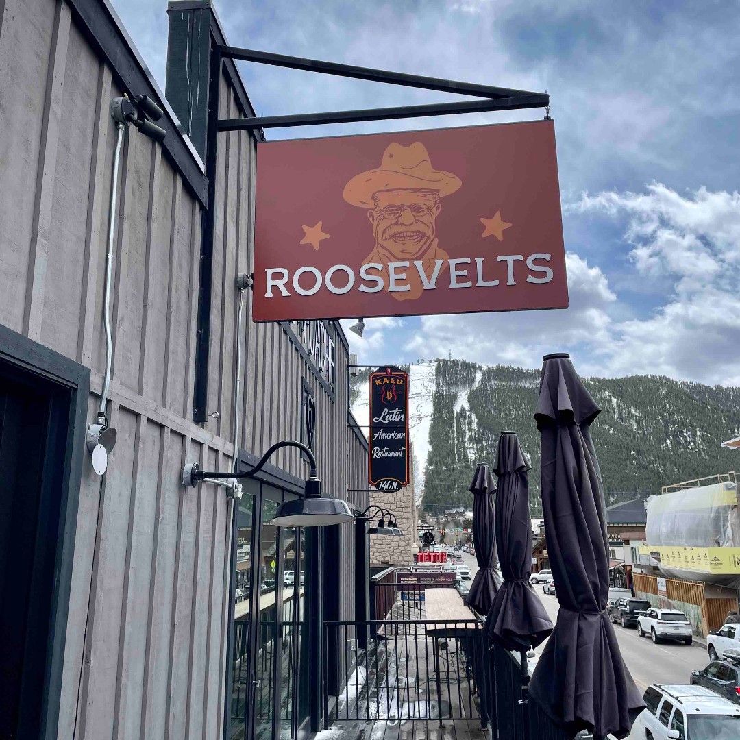 Check out Roosevlets, a new restaurant just off the square in Jackson Hole, serving American fare and classic comfort food made from scratch.

#Signs #JacksonHole #TownSquare  #Roosevelts #Branding #Restaurant #NewRestaurant #LocalEats #EatLocal