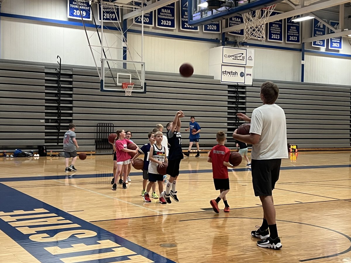 🏀| #CometsMBB Future Stars Camp has begun!