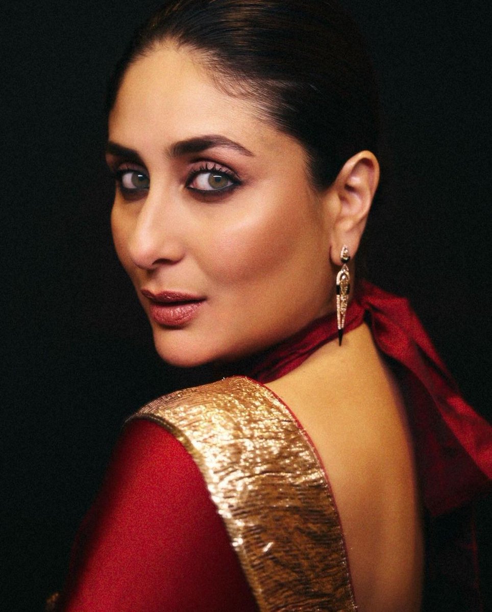 #KareenaKapoor without a doubt