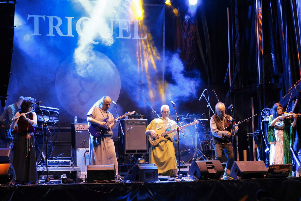 ¡¡¡Gracias, Torija!!! fue un placer. 
#rockcelta #musica #fiestadelahistoria #fiesta #cultura #conciertos #musicaenvivo #musicacelta #conciertosguadalajara
<a href="/SerGuadalajara/">SER Guadalajara</a> <a href="/AytoTorija/">Ayuntamiento de Torija</a> <a href="/NuevaAlcarria/">Nueva Alcarria</a> #SonopebaK #PacmeEspectaculos
📸: Manuel J. Blanco Ruiz.