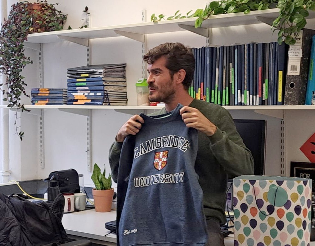 JLopTello's tweet image. Today, I'm closing an important chapter of my life. After 9 years, it's time to head back to Madrid and start a new lab. Thank you @PerriLab, @CTR_Cambridge, @PDN_Cambridge, and collaborators for these amazing years ❤️🇬🇧❤️. Looking forward to new adventures at @UAM_Medicina 🚀