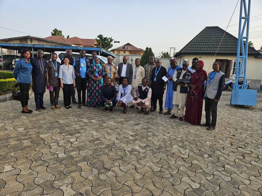 WMulombo's tweet photo. Earlier on and as per our tradition, I had an interaction with my @WHONigeria colleagues in Illorin to discuss response to recent cVPV2 case detected in the state. I applaud the collaboration with the state in conducting a timely investigation https://t.co/1c9hxXneKa