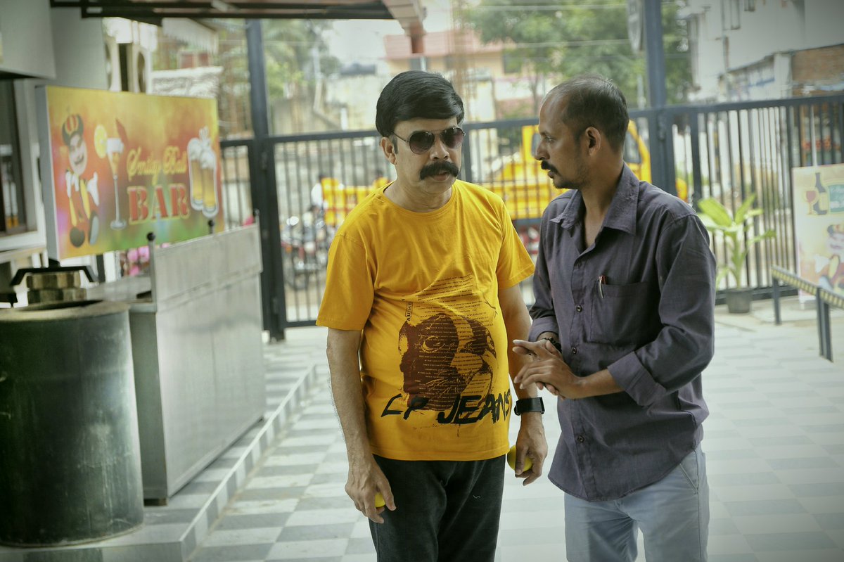 ghostgaja's tweet photo. Me and Power Star had a happy moment at the shooting spot...... https://t.co/H5Nws7hQ4Z
