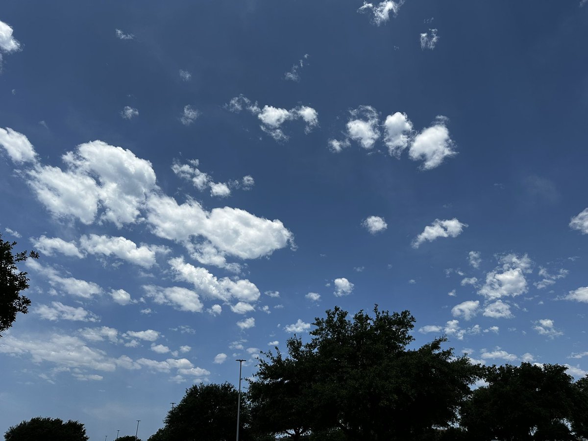 Jesuorobo's tweet photo. North Texas Weather is like a Toxic Ex. Sun shining like you didn’t just try to kill us 4 hours ago.

#Dallas @wfaaweather https://t.co/XSpsBvUTJy