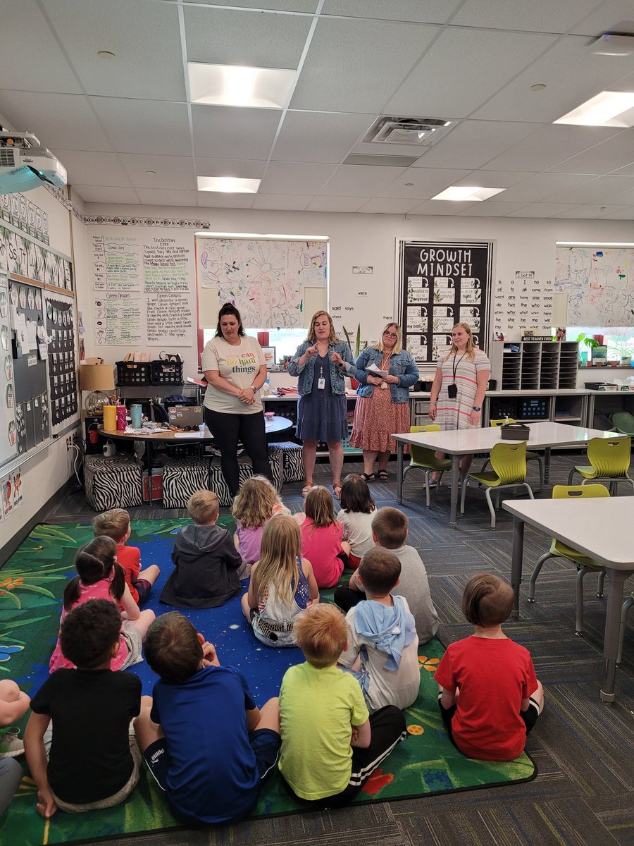 Today was 'Move Up Day' at <a href="/SPHBulldogs/">Sporting Hill Elem.</a> Students visited the next grade level teaching teams and classrooms to hear all about the fun they will have next year. This helps reduce the anxiety about the first day of school. #WeAreConfident