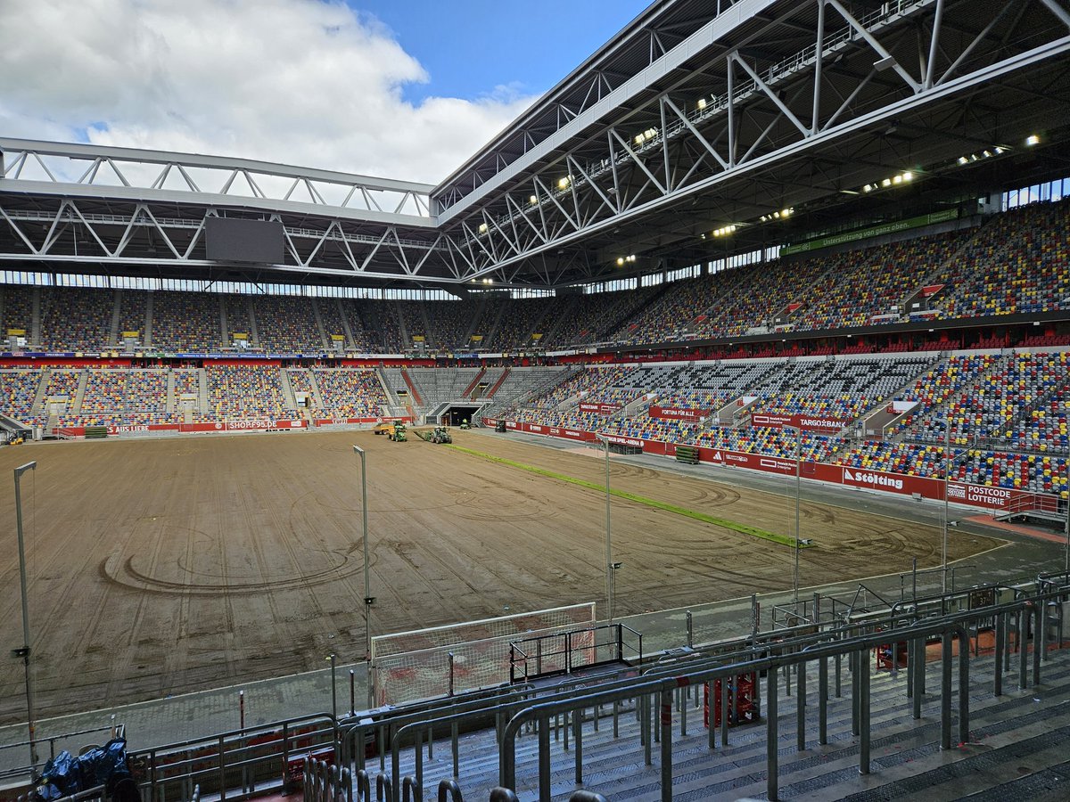 Gestern das Spiel verloren, heute den Rasen #fortuna #em2024