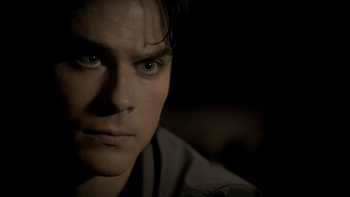 multidelenas's tweet photo. it’s so heartbreaking how it goes from, “I promise, I’ll never leave you again” in season 3 to “please don’t leave me” in season 5 when elena loses damon in the finale. tvd is so cruel for that. https://t.co/nBcd3rRcmK
