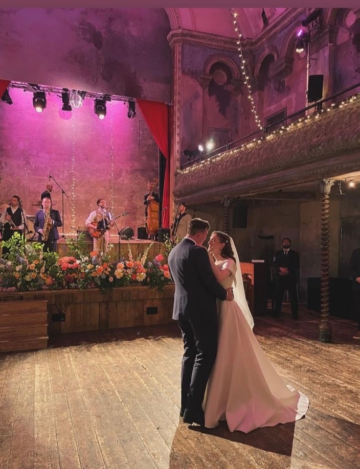 AlexKnott95's tweet photo. @WiltonMusicHall
@ZoeGrain❤️ https://t.co/wKLl2VaRes