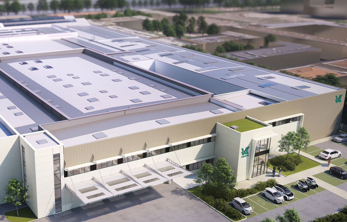 Renaissance_38's tweet photo. L’#Europe investit dans l’#Industrie en #Isère
🔵Épisode 2
La commission européenne autorise une subvention de 600M d’Euros pour #Verkor, entreprise grenobloise spécialisée dans les #batteries électriques nouvelle génération Li-Ion
La transition écologique a #BesoinDEurope. https://t.co/mN0oId0DpI