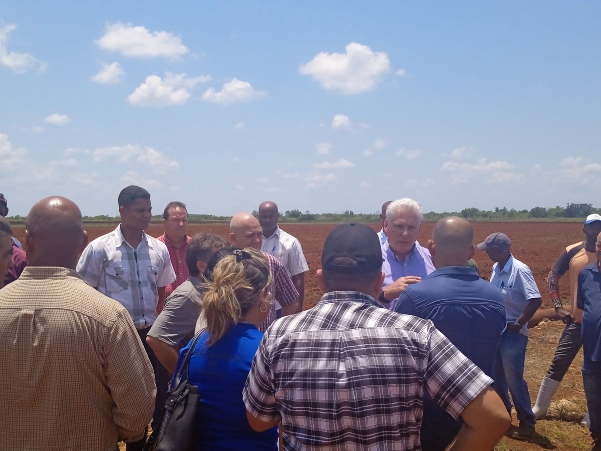 <a href="/DiazCanelB/">Miguel Díaz-Canel Bermúdez</a> acude #hoy al municipio de Jagüey Grande en la provincia de #Matanzas, atento a compromisos y proyecciones en el orden político ideológico, económico y social. 
✍️📸<a href="/YenACN_Cuba/">Yen ACN_Cuba</a>