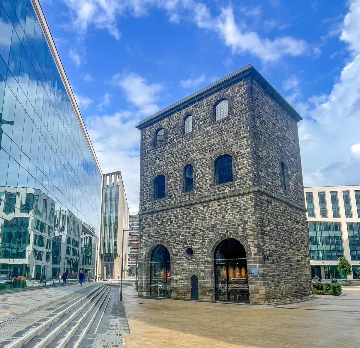 Gordon Love (@gordon_love) on Twitter photo If you worked at <a href="/UniversityLeeds/">University of Leeds</a> you’d be on holiday today (mostly) and you could visit the recently refurbished wagon lifting hoist at Wellington Place - site of the former Leeds Central Station If you worked at <a href="/UniversityLeeds/">University of Leeds</a> you’d be on holiday today (mostly) and you could visit the recently refurbished wagon lifting hoist at Wellington Place - site of the former Leeds Central Station