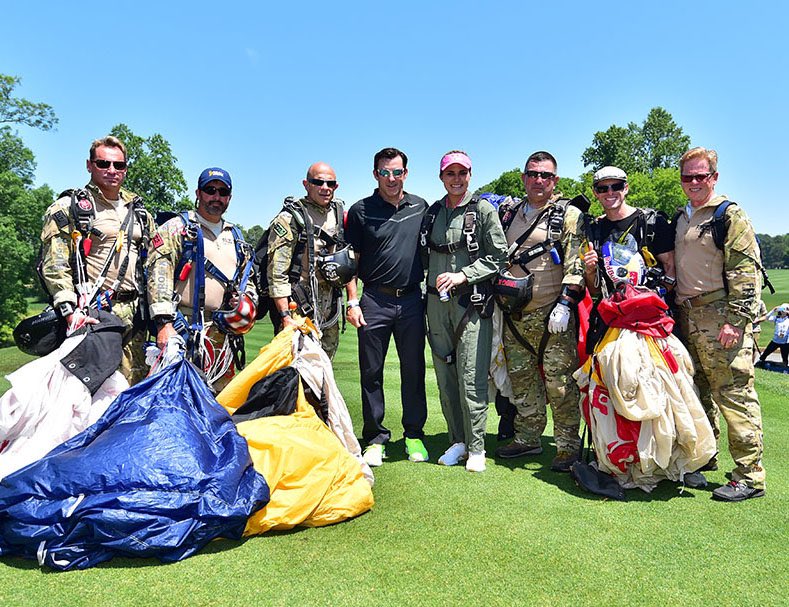 Congratulations to @SEALLegacy Foundation Patriot Award Honoree @Lexi Thompson on an amazing 15-year career on the @LPGA! She even teed off Lexi’s Legacy campaign to raise money for the Navy SEALs by skydiving into her Pro-Am. 🪂