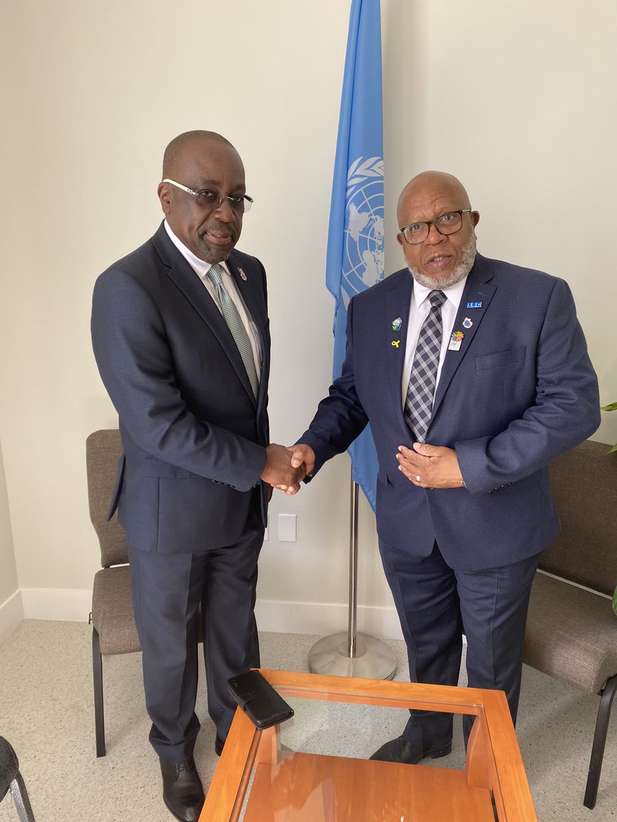It was a distinct privilege to meet with the Foreign Minister of Antigua and Barbuda, H.E. Paul Chet Greene. I commended Antigua and Barbuda’s excellent handling of the #SIDS4 Conference and discussed the urgency of addressing climate threats to SIDS, particularly sea level