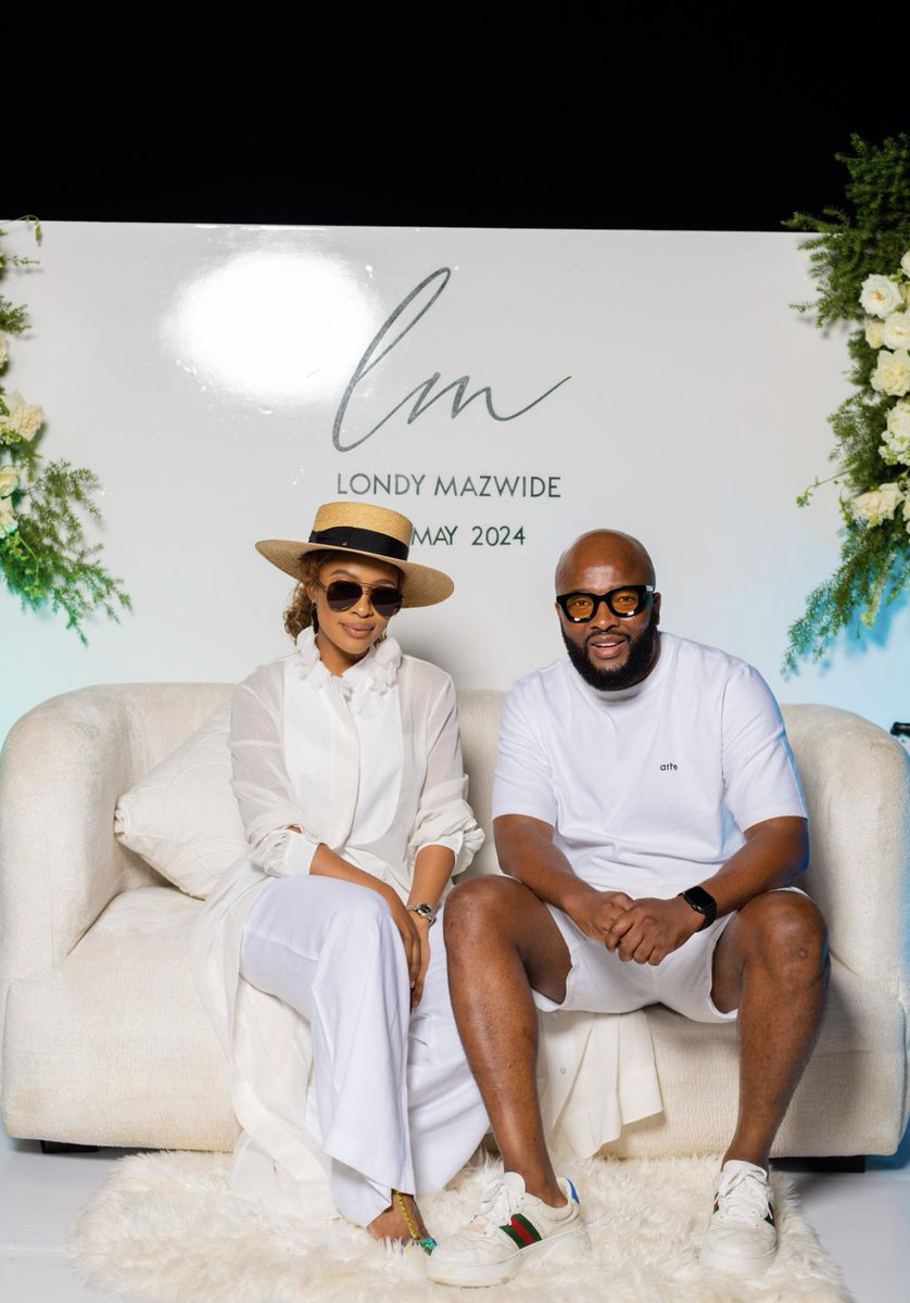 chynamandj's tweet image. With beautiful @NomzamoMbatha  at friend birthday celebration