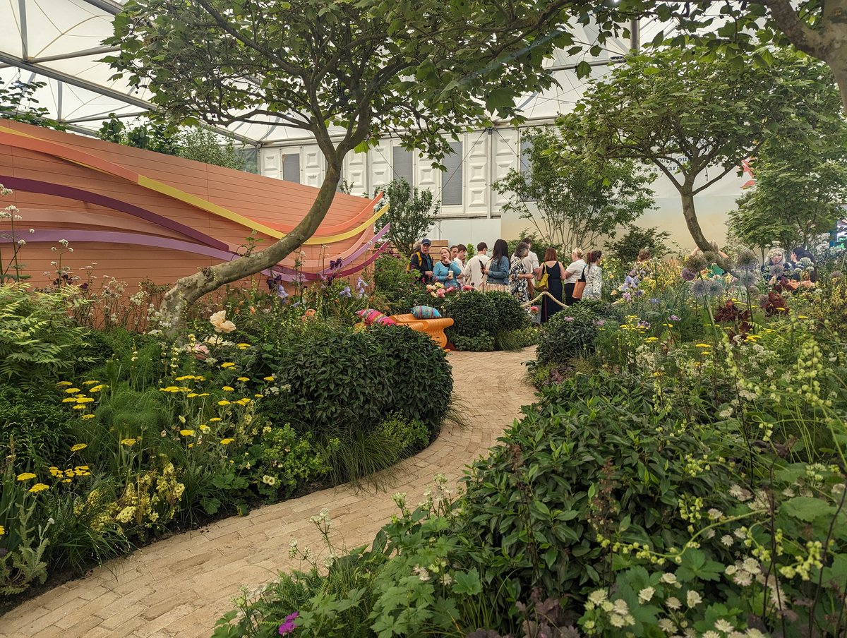Lauren Hawkins (@laurenh11142539) on Twitter photo I had a brilliant time last week working my first event with <a href="/enhanced_c_s/">Enhanced Care Services Ltd.</a> at the Chelsea flower show 🌸
Looking forward to the next one. I had a brilliant time last week working my first event with <a href="/enhanced_c_s/">Enhanced Care Services Ltd.</a> at the Chelsea flower show 🌸
Looking forward to the next one.