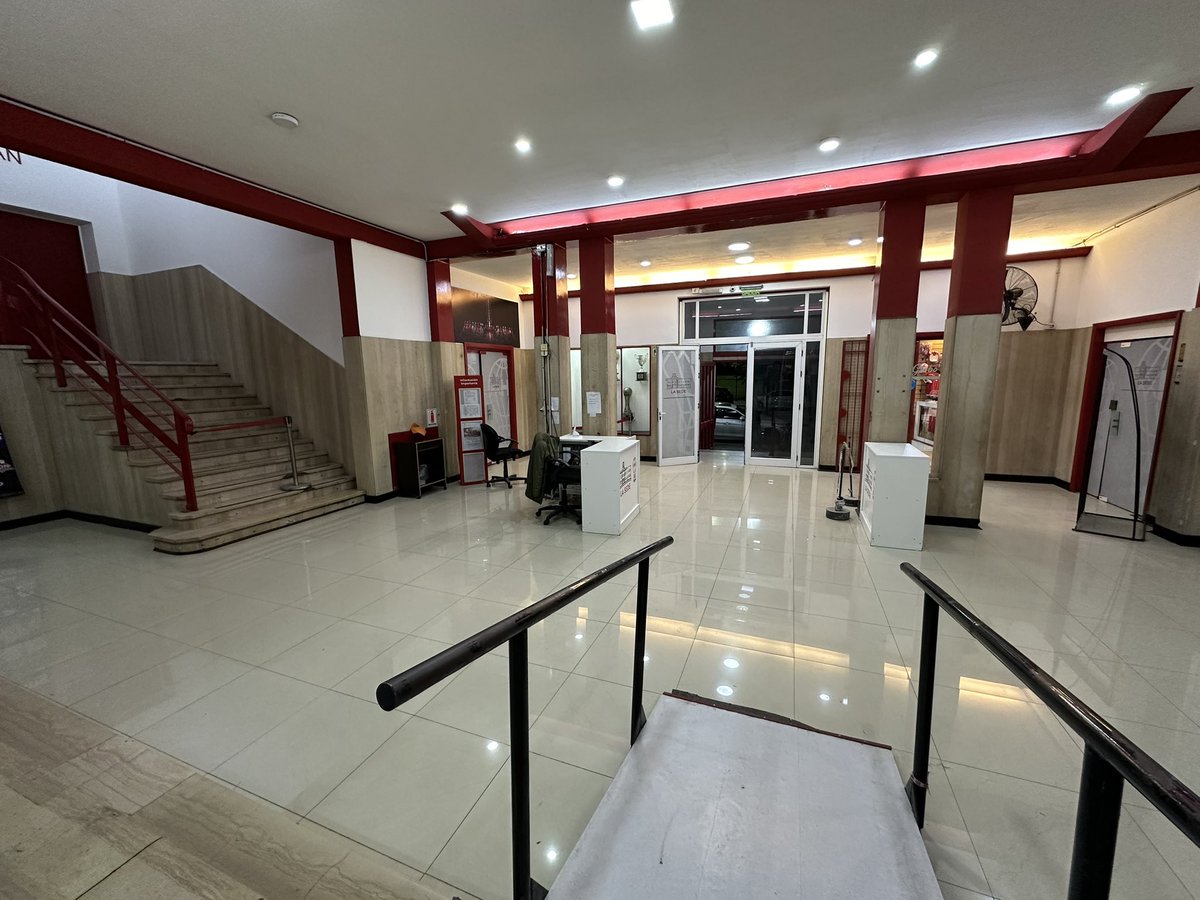 En 3 años renovamos considerablemente la Sede Social y está más linda que nunca. Les mostramos algunas de las obras que realizamos y les pedimos que nos acompañen este domingo 02/06 con su voto para seguir embelleciendo la Sede y nuestro querido Huracán.🎈
Abel Presidente 2024❤️