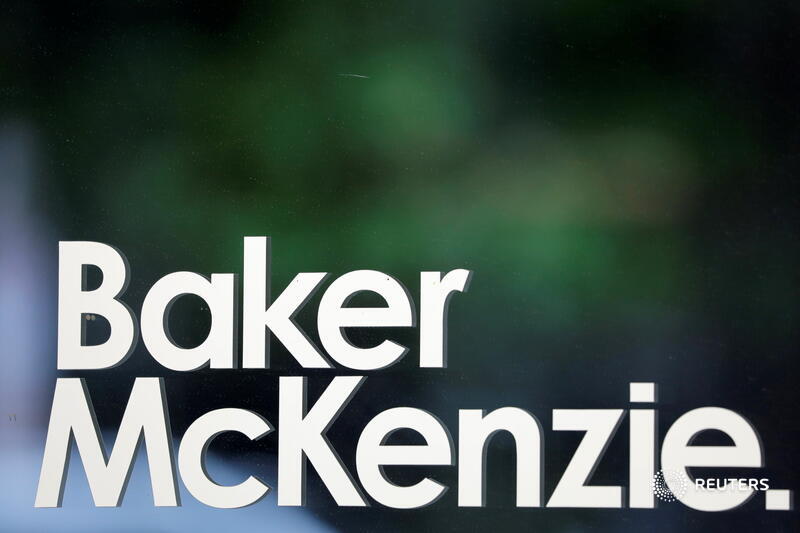 U.S. law firm Baker McKenzie said that it has hired the leader of rival O'Melveny & Myers' U.S. mergers and acquisitions and private equity practice, amid mixed signs of a dealmaking resurgence @DaveThomas5150 reut.rs/3V13L9N
