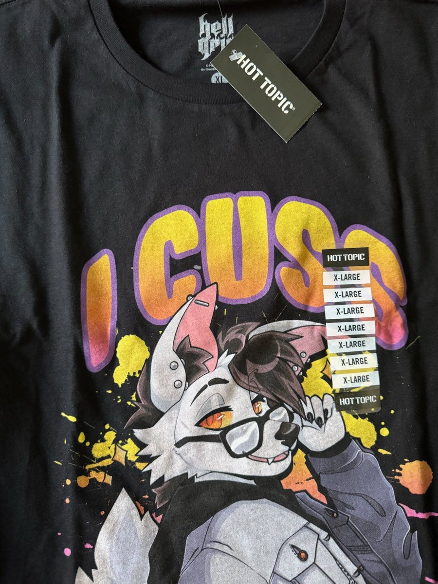 Guys, it's happened!!! My art is in 
<a href="/HotTopic/">Hot Topic</a> !! The emo kid in me is screaming with joy!! 

PINCH me I'm dreaming!!

💚☠️💚☠️💚☠️💚