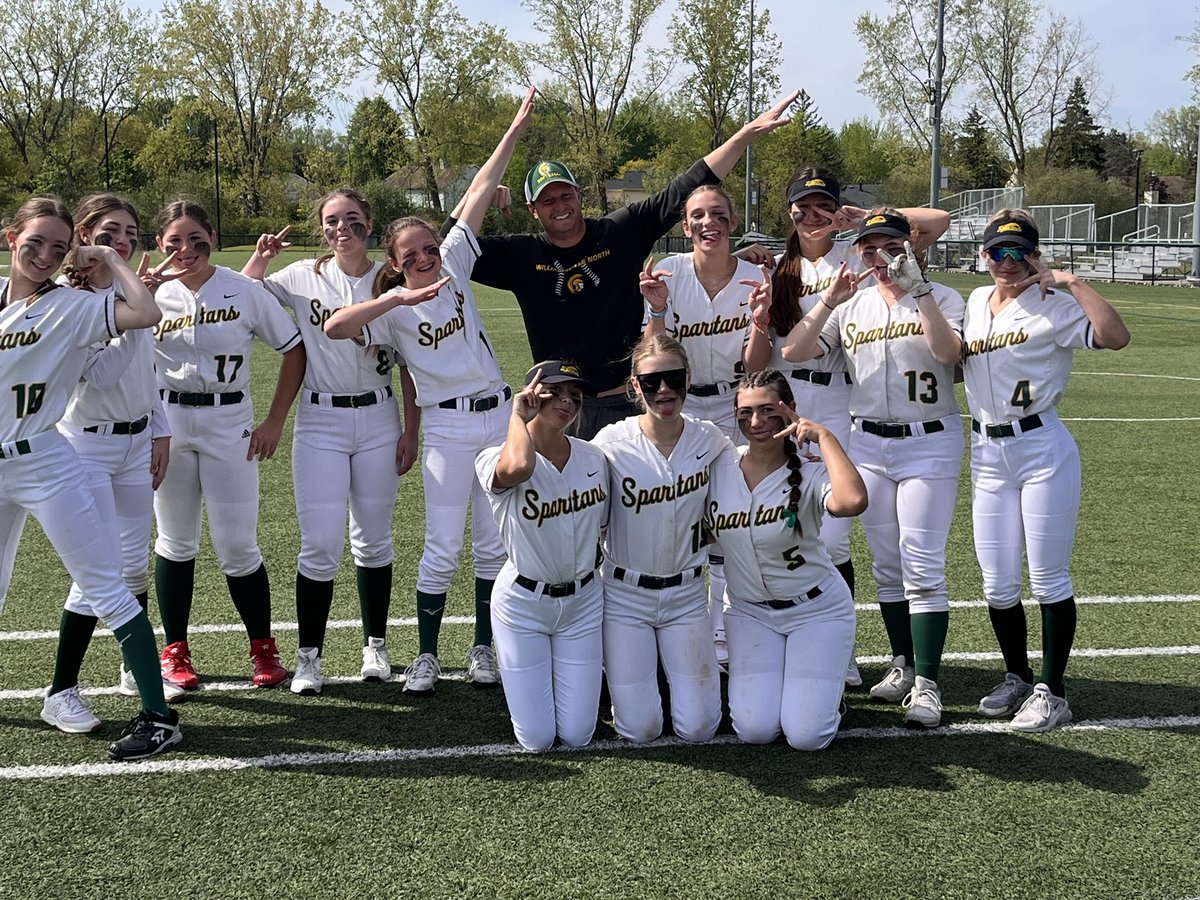 northvsoftball's tweet photo. Proud of our North JV softball team going 11-8 on the year! The future is bright! Congratulations, ladies! https://t.co/zApIq1XQmx