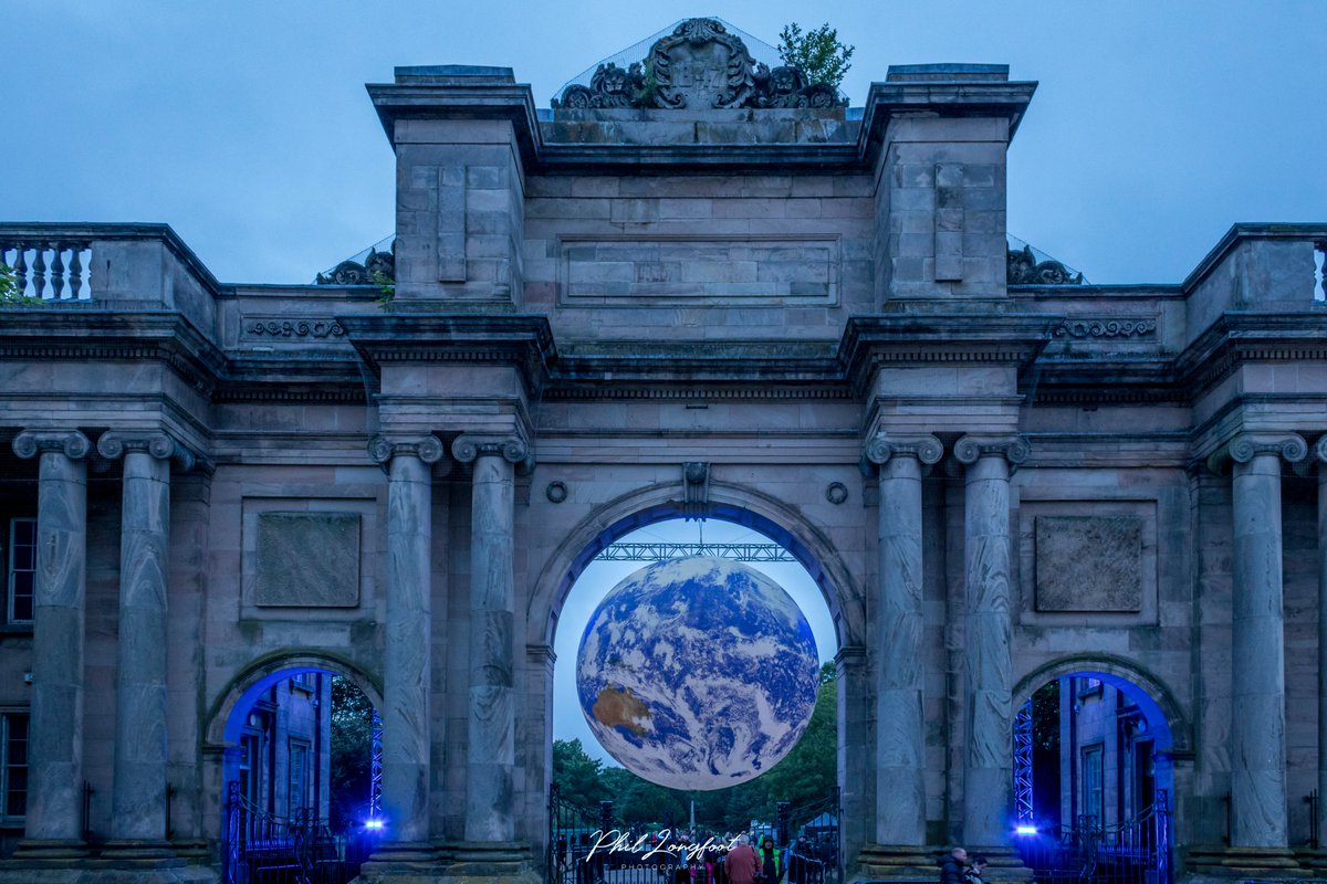 Great evening at Birkenhead Park Wirral tonight. Gaia by Luke Jerram on display and yoga and morris dancing. 
flic.kr/s/aHBqjBsodj to view all the photos from tonight
<a href="/lukejerram/">Luke Jerram</a> <a href="/MyWirral/">My Wirral - Liverpool Echo</a> <a href="/Visit_Wirral/">Visit Wirral</a> <a href="/imaginewirral/">Wirral Culture</a> <a href="/Mersey_Morris/">Mersey Morris</a> <a href="/thedustyteapot/">David Hearn</a> <a href="/BirkenheadNews/">Birkenhead News</a>