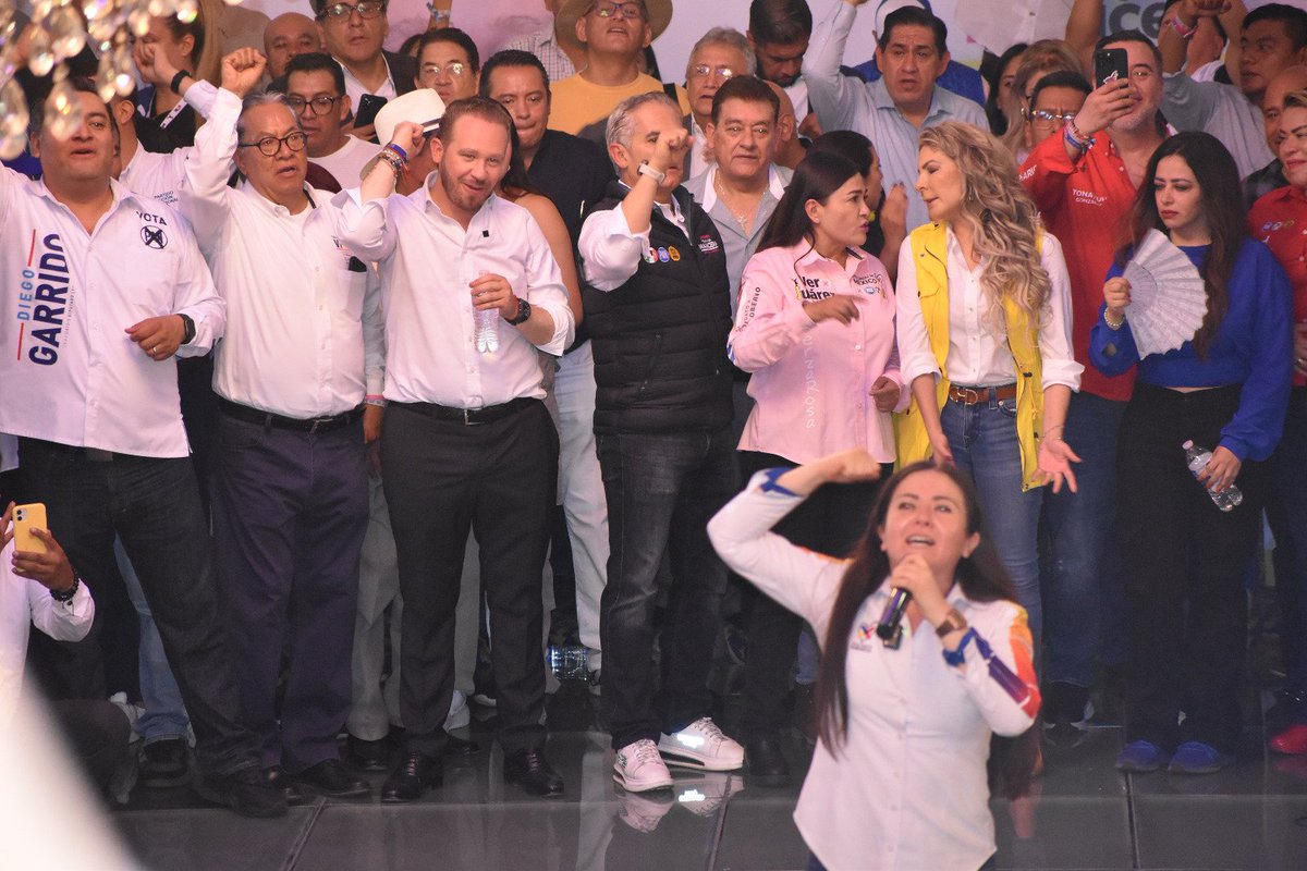 Cierre unitario y entusiasta de CAMPAÑA en #GAM 
Nuestro próx Jefe de Gob #SantiagoTaboada reiteró #Compromisos: Parque lineal, Seguridad, Salud, Agua, Salario rosa, Escuelas públicas. 
#ElCambioViene
#HaGAMosloJuntos