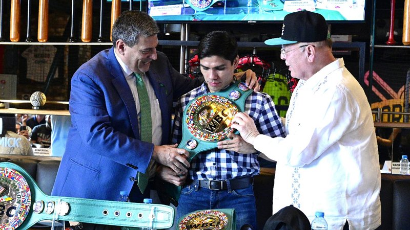 Pedro Guevara Presented With WBC Interim Belt . wbcboxing.com/en/pedro-gueva…