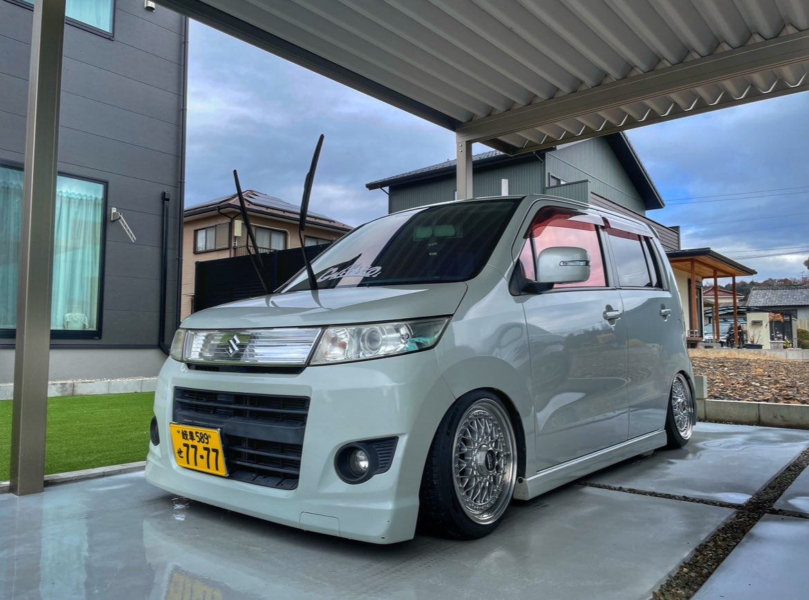 スティングレー無事売れました

101486㌔ ≫ ≫ 116118㌔

約15000㌔

お世話になりました