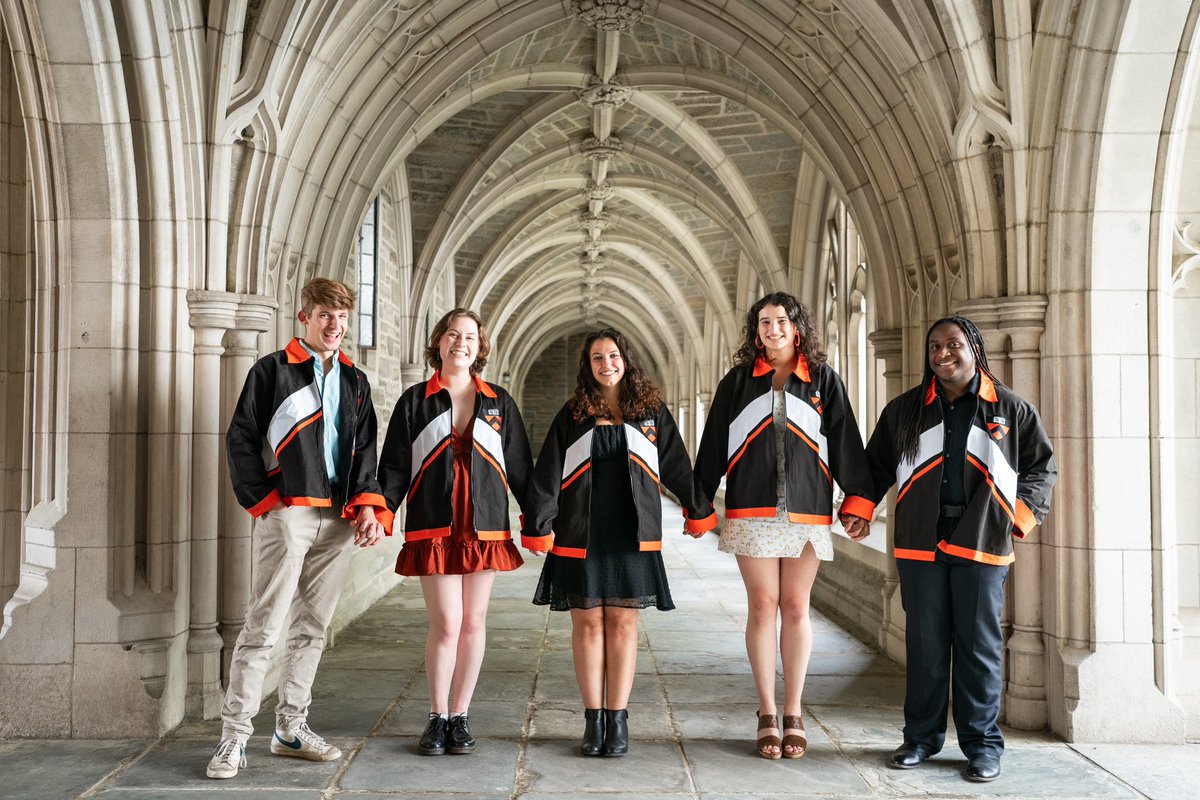 kmdailey7's tweet image. As of a few hours ago, Iβm officially an alum of @Princeton University. Iβm beyond grateful for the people who got me here and the people who made it worth being here. All the words couldnβt explain all the love in my heart. Onto the next! π§‘π€