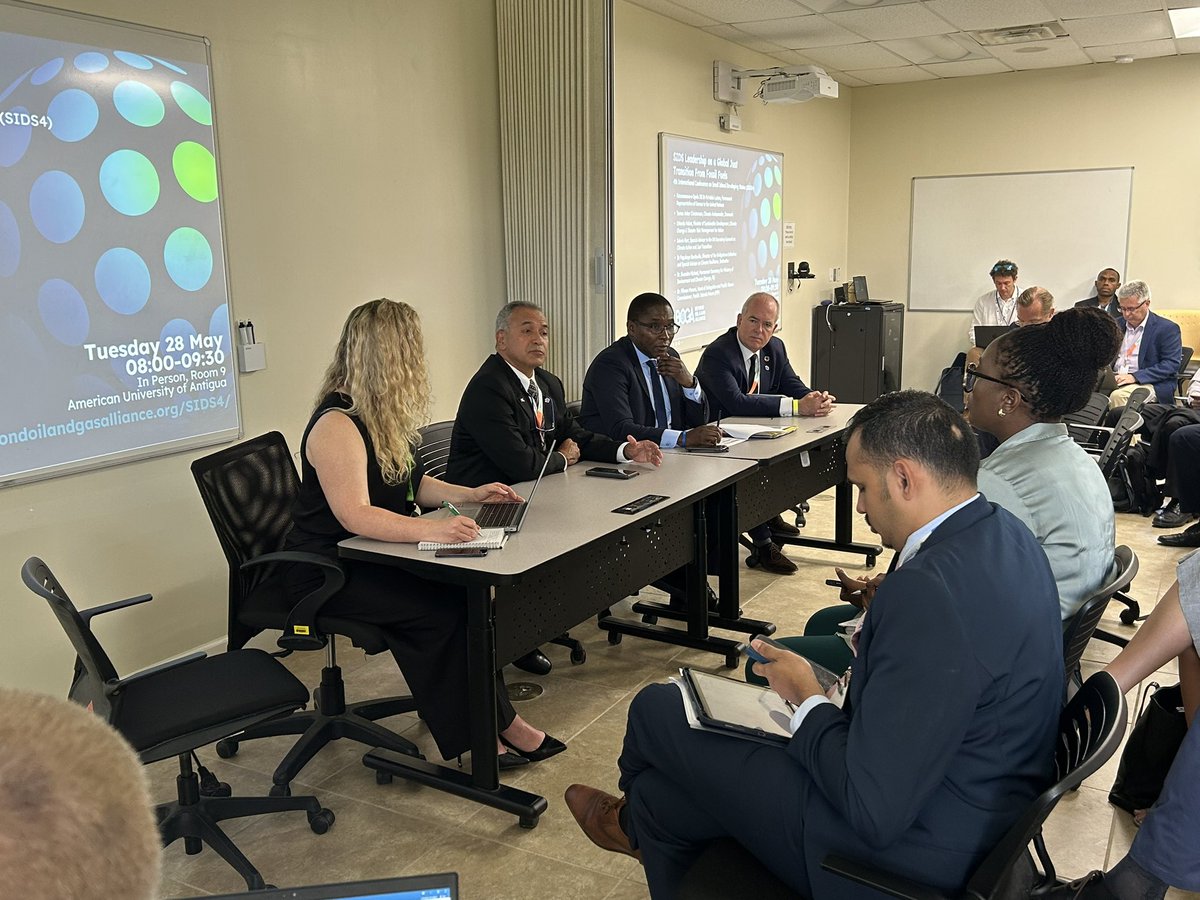 The Beyond Oil & Gas Alliance tweet media