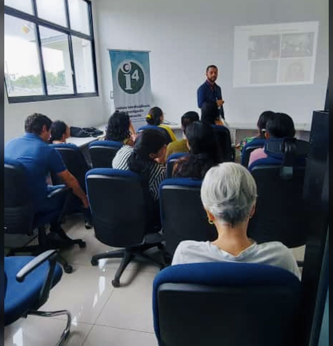 Otra sesión exitosa del Seminar Science 4-U 💪💪💪 del <a href="/i4UNACHI/">i4</a> en <a href="/UNACHIpanama/">UNACHI</a> Gracias Tomás Ríos del <a href="/MUPADI_UNACHI/">Museo de Peces de Agua Dulce e Invertebrados 🇵🇦</a> 
Gracias al EQUIPO de #science4u ! <a href="/senacyt/">Senacyt Panamá</a> @SNI_Panama <a href="/heribertofranco/">Heriberto Franco Ávila</a> <a href="/pacyt_unachi/">PACYT UNACHI</a> <a href="/Kastrellon/">Kilmara Castrellon</a> <a href="/caminosciencia/">Caminos en Ciencia 🎙🌎</a> <a href="/SGCSUCA/">CSUCA</a> <a href="/lvoltas/">Liliam Voltas</a>