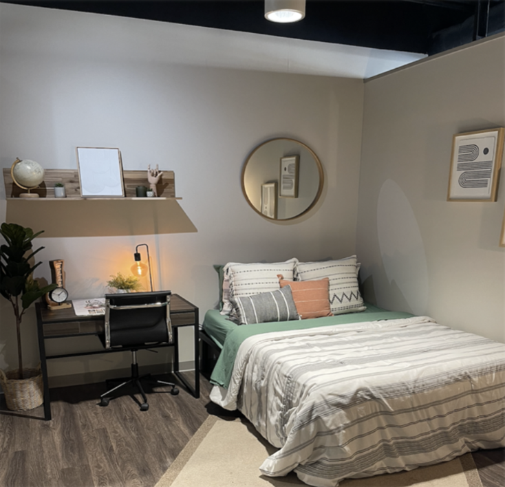 CSQalts's tweet image. The pool and hot tub should be filled and ready in the next few weeks at Junction 49 at UNCC. Final construction continues to move ahead on schedule. Leasing activity is ramping up. Visit the website here: junction49.com
#StudentHousing #unccharlotte