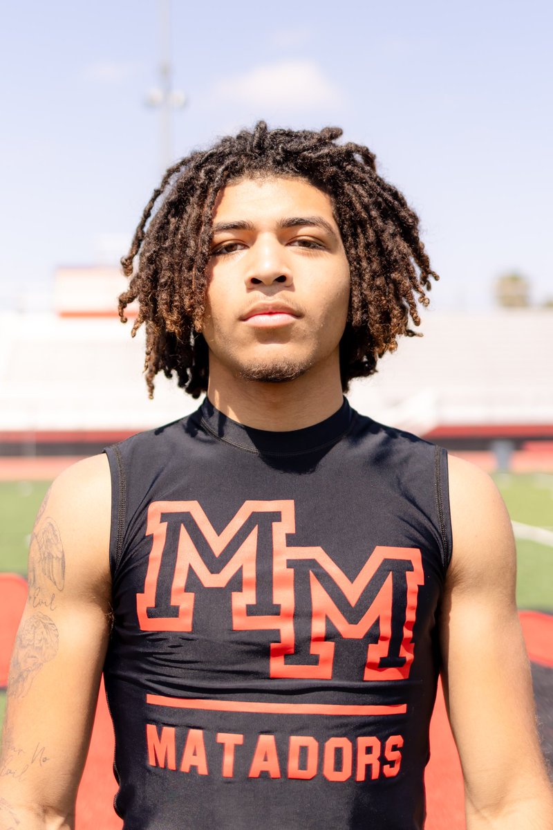 Name: Parris Vernon 
Ranking: 3⭐️
Position: WR
HT: 5’10
WT: 168
OFFERS: 10 D1 Offers Washington, Cal, ASU, SDSU etc
BIO: Explosive dynamic receiver who can change the game at any time. Great in space &amp; creates separation with his quickness &amp; speed. 
FILM: hudl.com/v/2Ly9ML