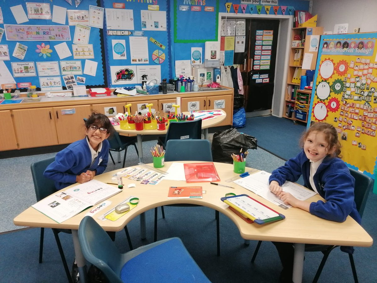 P4/5 had a very busy morning working on their individual literacy tasks. They did brilliantly, well done 👍👍👍#ARTICLE28 #UNCRC #RRSA