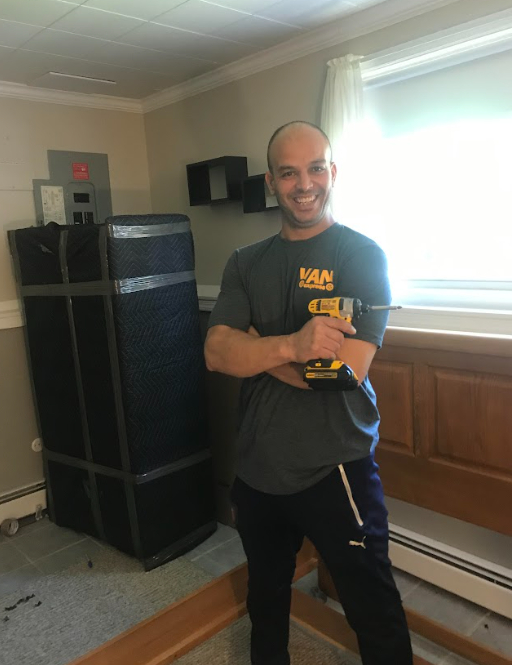 vanexpressnj's tweet image. Spring into a new adventure in Pompton Lakes! Find out why this charming destination is the perfect place to make your next move. 

vanexpressnj.com/why-move-to-po…

#PomptonLakes #SpringMove #VanExpressmovingcompany