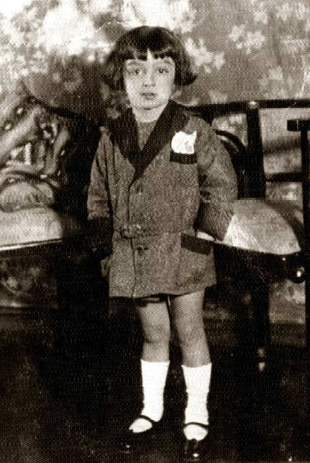 Centropa tweet media