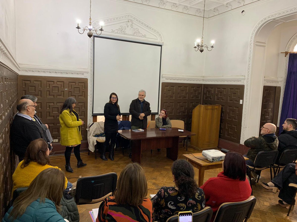 #Ahora: Presidente nacional de ANEF, José Pérez Debelli, junto a la vicepresidenta de Comunicaciones, Yasna Frías, asisten a la asamblea nacional de la Asociación Nacional de Funcionarios de INDAP, ANFI.