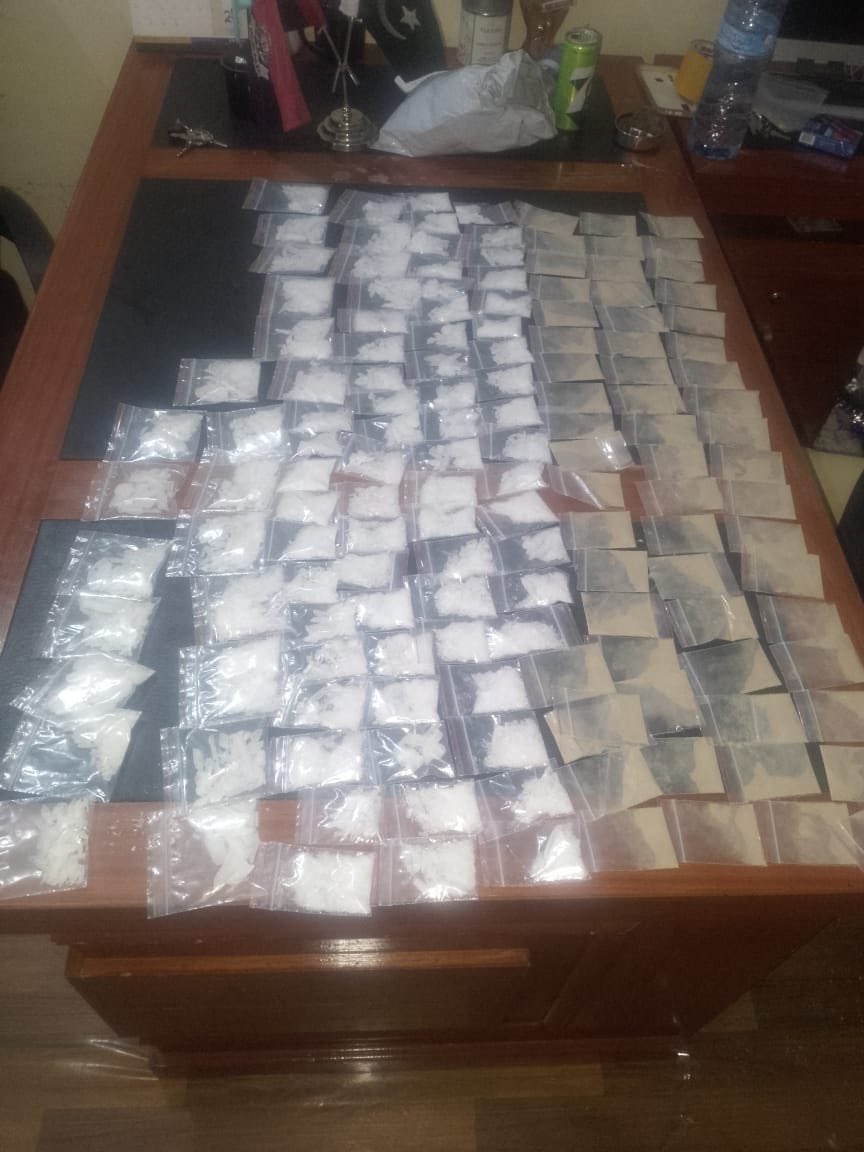 sharjeelinam's tweet photo. Excise and Narcotics department of Sindh today in successful action got 505 grams ice and 120 grams Heroine.       
Location: National University Near Bhais Colony Malir Karachi.
Acuse Name: Saqib Khan S/O Tayab Sultan. https://t.co/sGXsUg0Syd