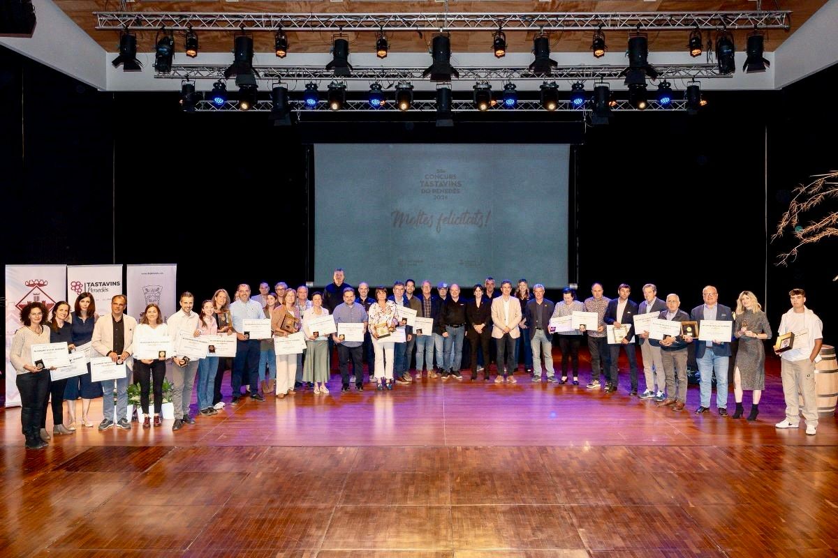 Divendres, a l’auditori municipal Maria Rosa Juncosa de #Vilafranca, varem celebrar la gala de lliurament de premis de la 58a edició del Concurs Tastavins DO Penedès 🍇