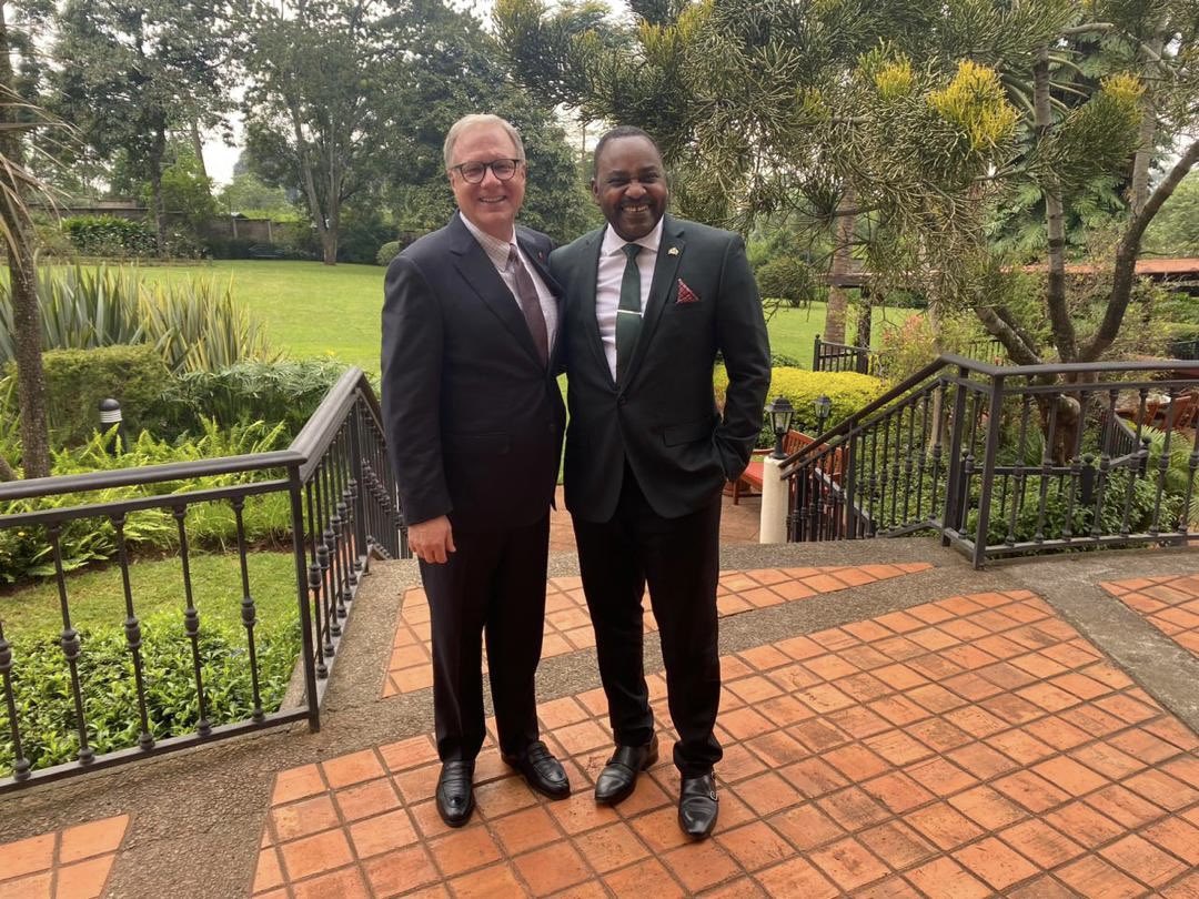 The African Development Bank is convening its Annual Meeting in Nairobi. A great occasion to catch up with High Commissioner Christopher Thornley @CanHCKenya. Thank you Excellency for the great discussion and the wonderful support of your team. Definitely I will come back.
